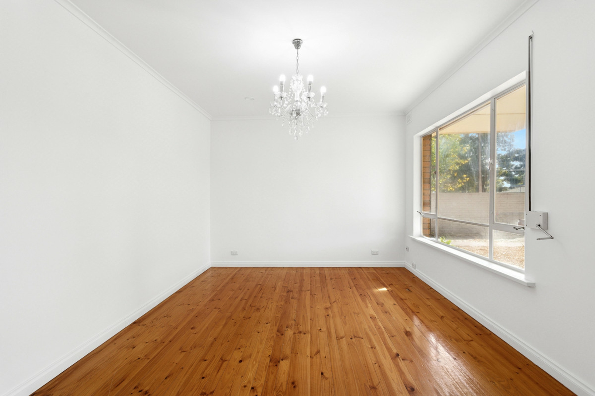 5 Ian Avenue, PARA HILLS WEST