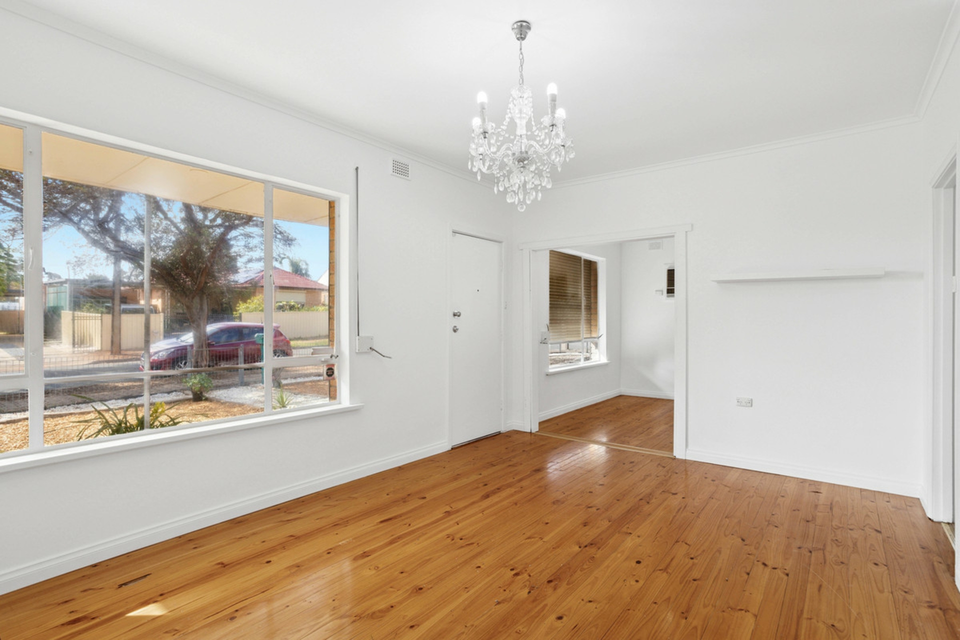 5 Ian Avenue, PARA HILLS WEST