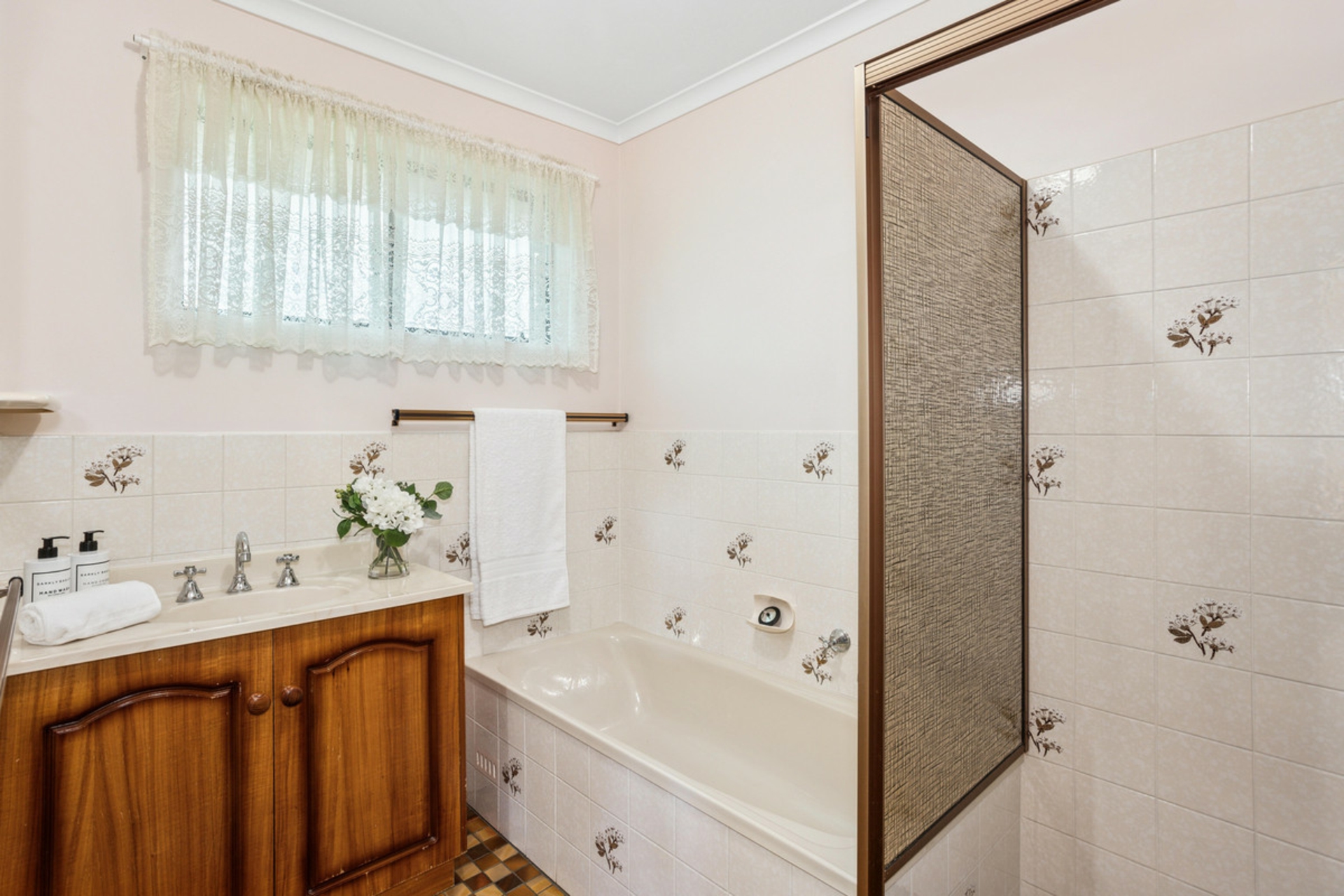 34 Duke Avenue, PARA HILLS