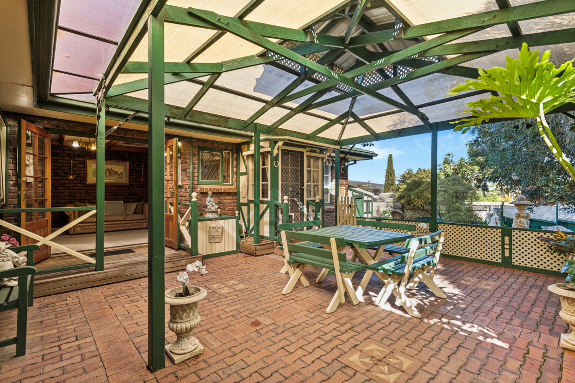 4 Bass Court, FAIRVIEW PARK