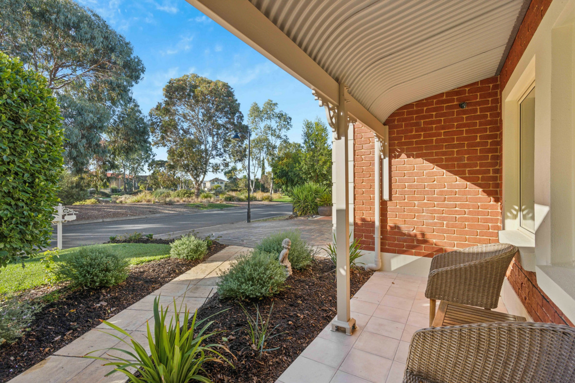 1 Weatherstone Crescent, Mawson Lakes