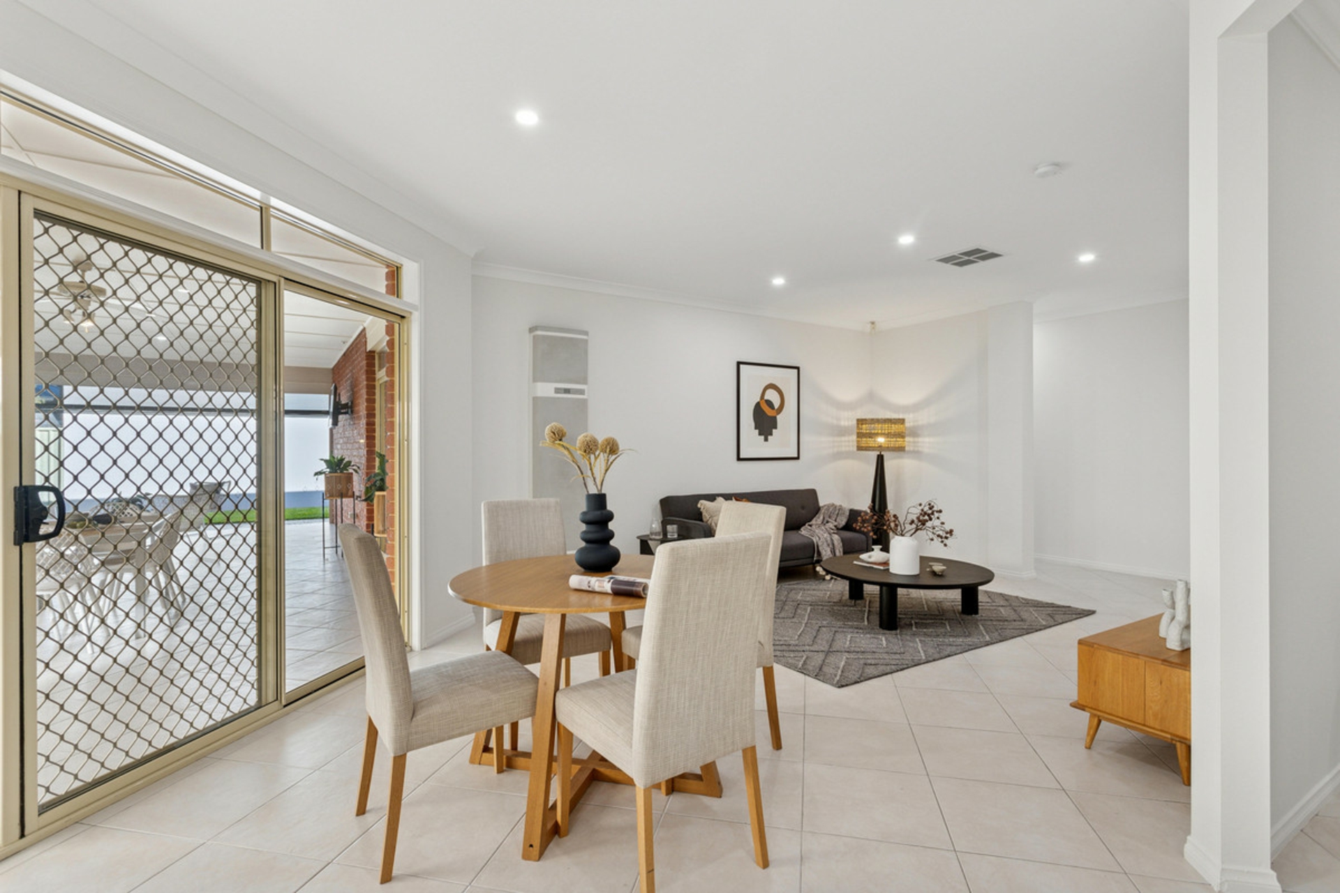 1 Weatherstone Crescent, Mawson Lakes