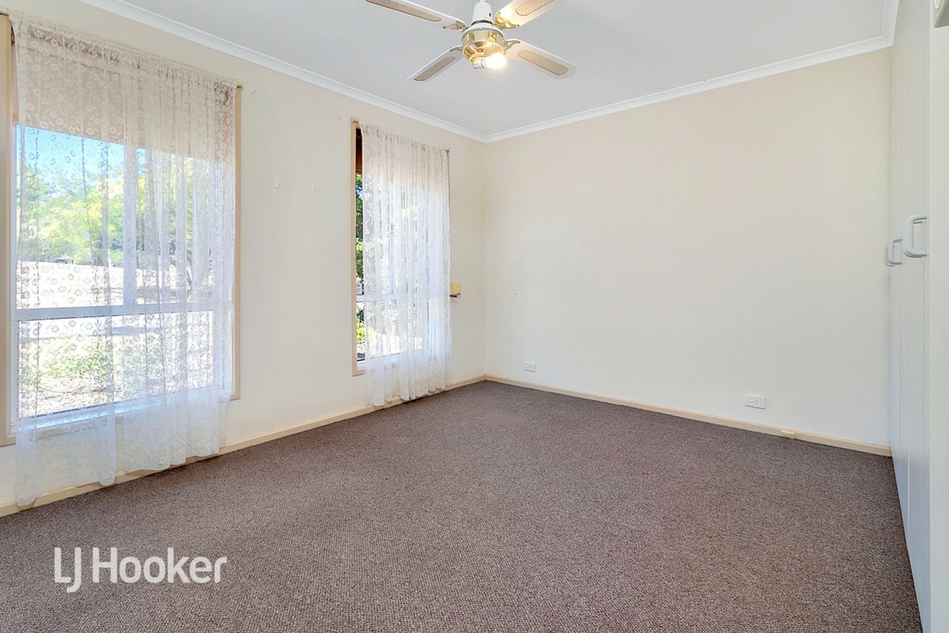 3 Woodcroft Drive, BLAKEVIEW