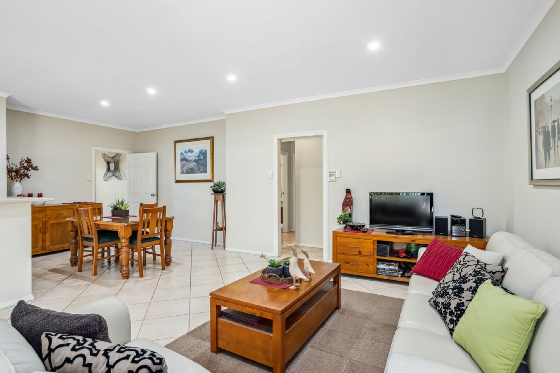 10 Sugarloaf Lane, MAWSON LAKES