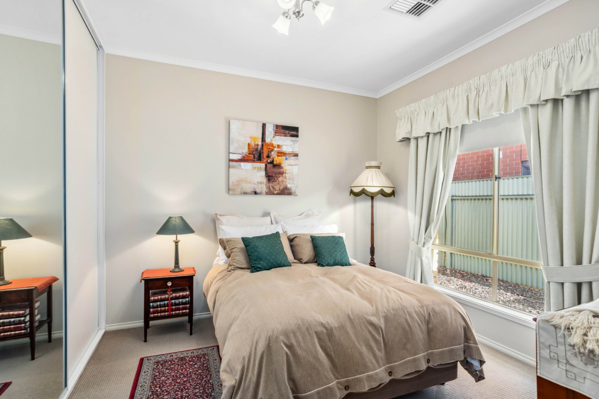 10 Sugarloaf Lane, MAWSON LAKES