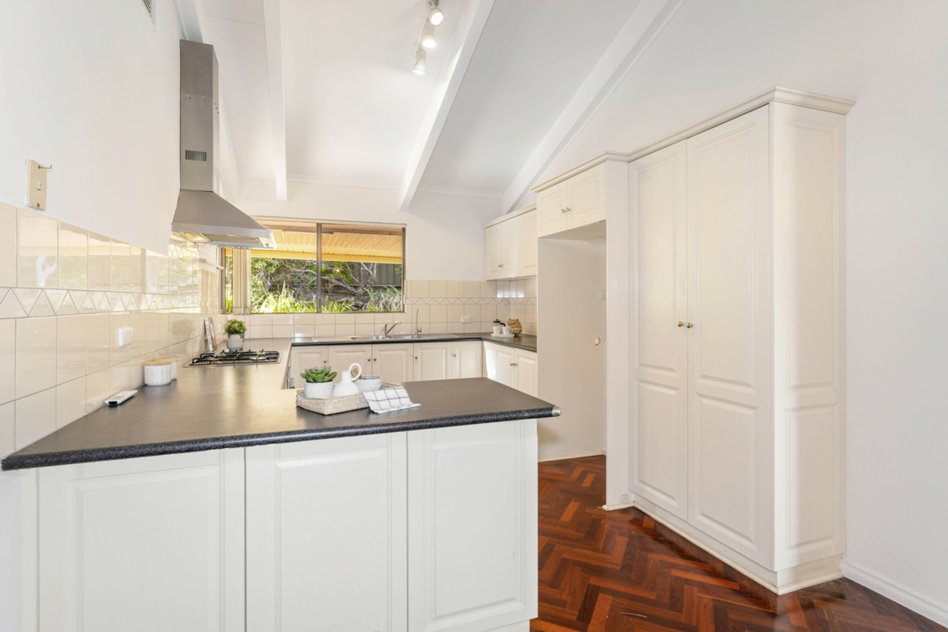 7 Irvine Court, WYNN VALE