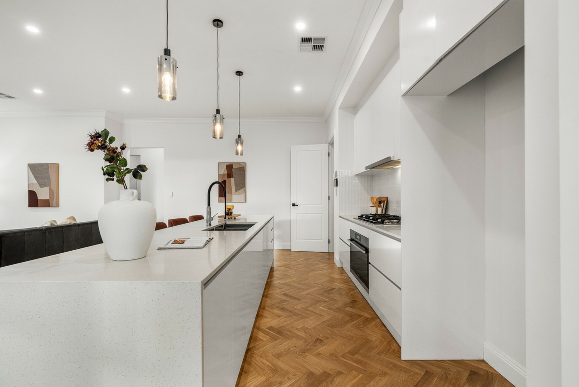 3 Almond Court, LEWISTON