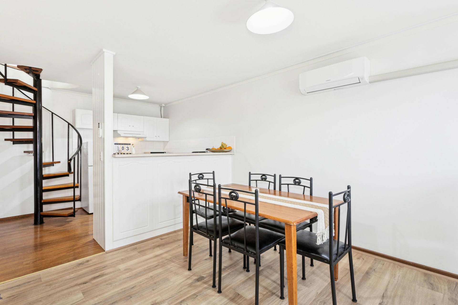 2/9-17 Boulton Mews, NORTH ADELAIDE