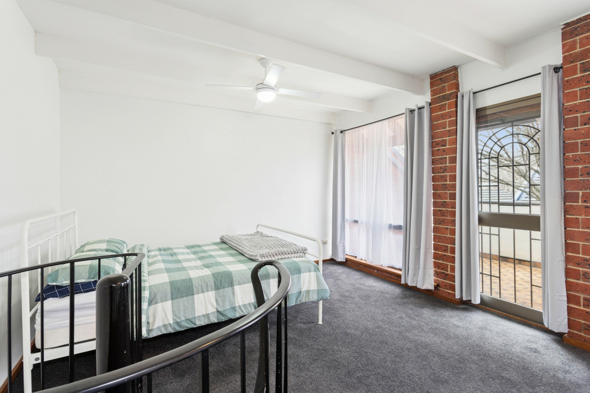 2/9-17 Boulton Mews, NORTH ADELAIDE