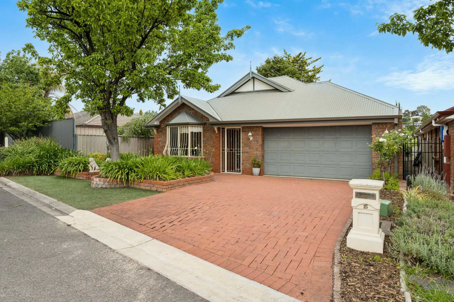 15 St Clair Parade — photo from LJ Hooker Property Specialists