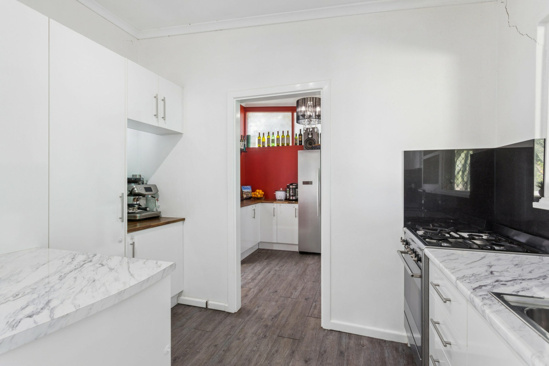 21 Rialto Avenue — photo 4 of 18