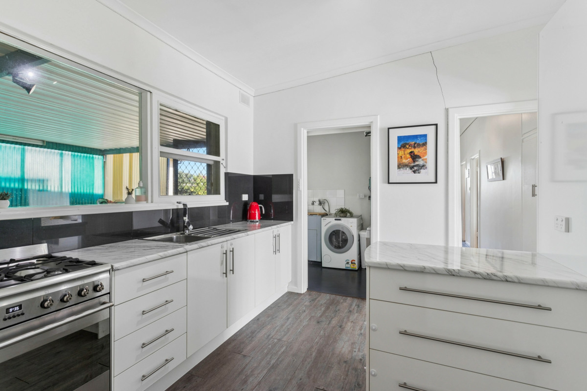 21 Rialto Avenue — photo 6 of 18