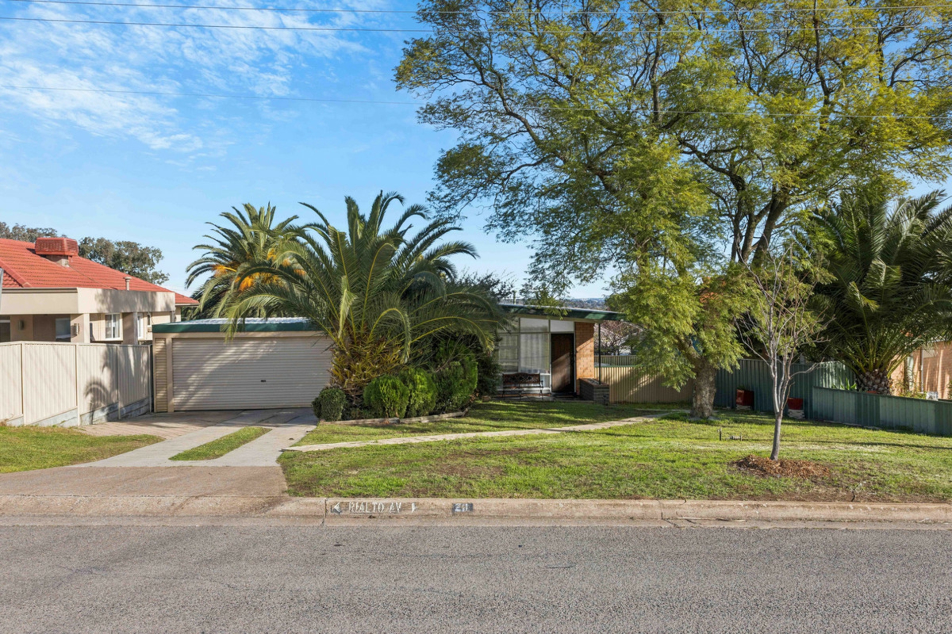 21 Rialto Avenue — photo 15 of 18
