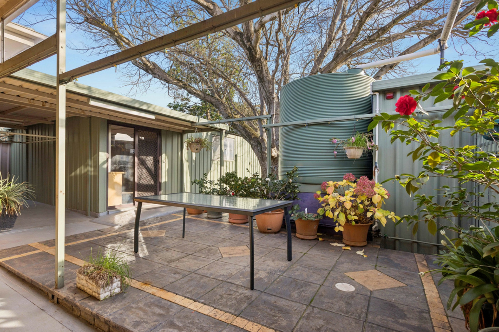 6 Endama Avenue — photo 11 of 16