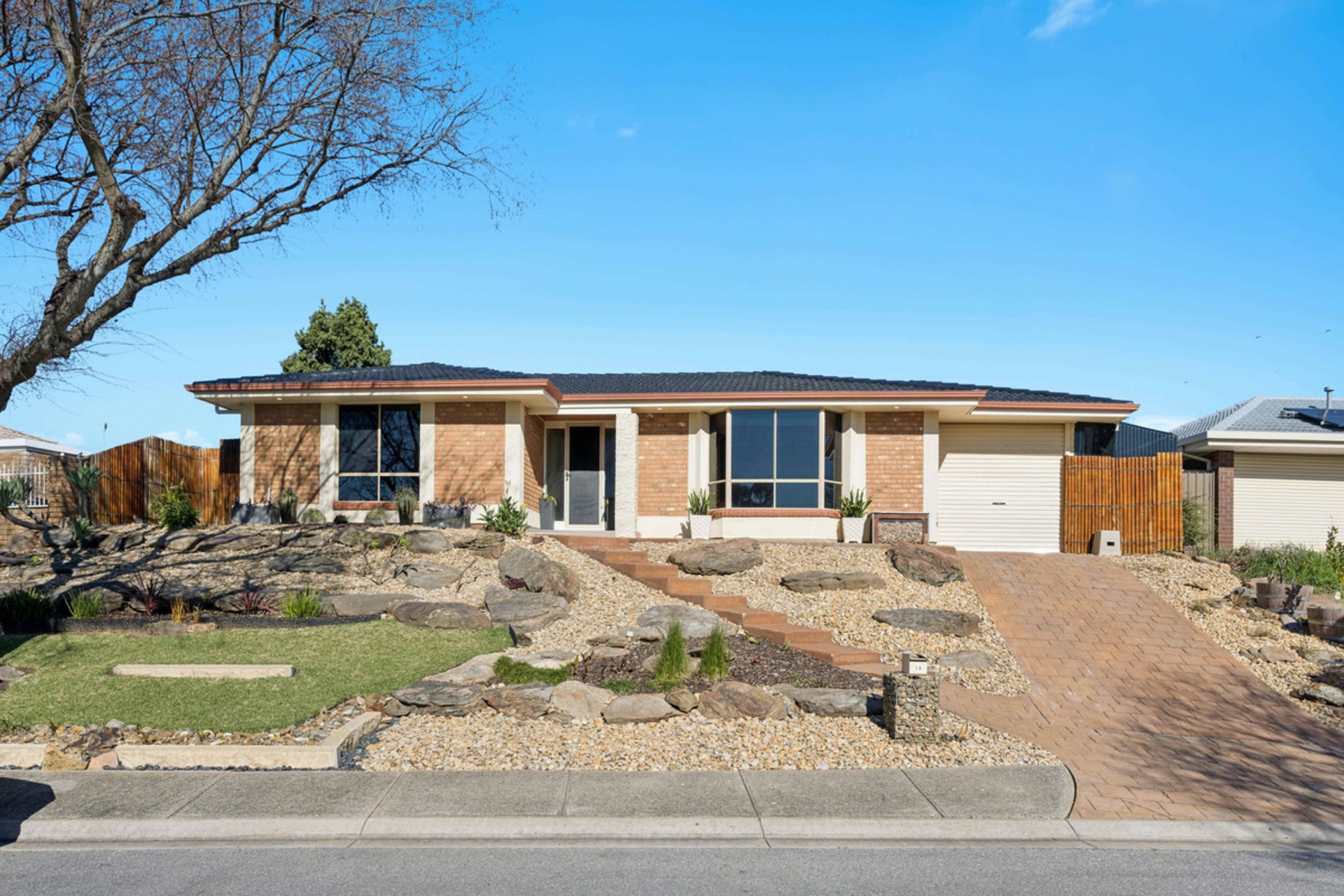 13 Greenridge Court — photo 2 of 21