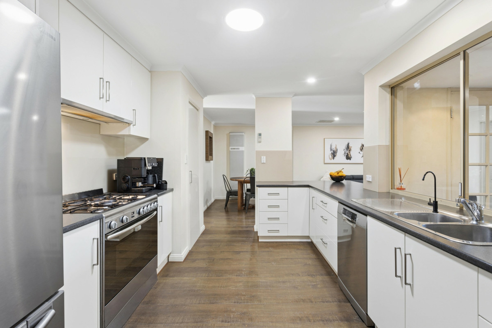13 Greenridge Court — photo 6 of 21