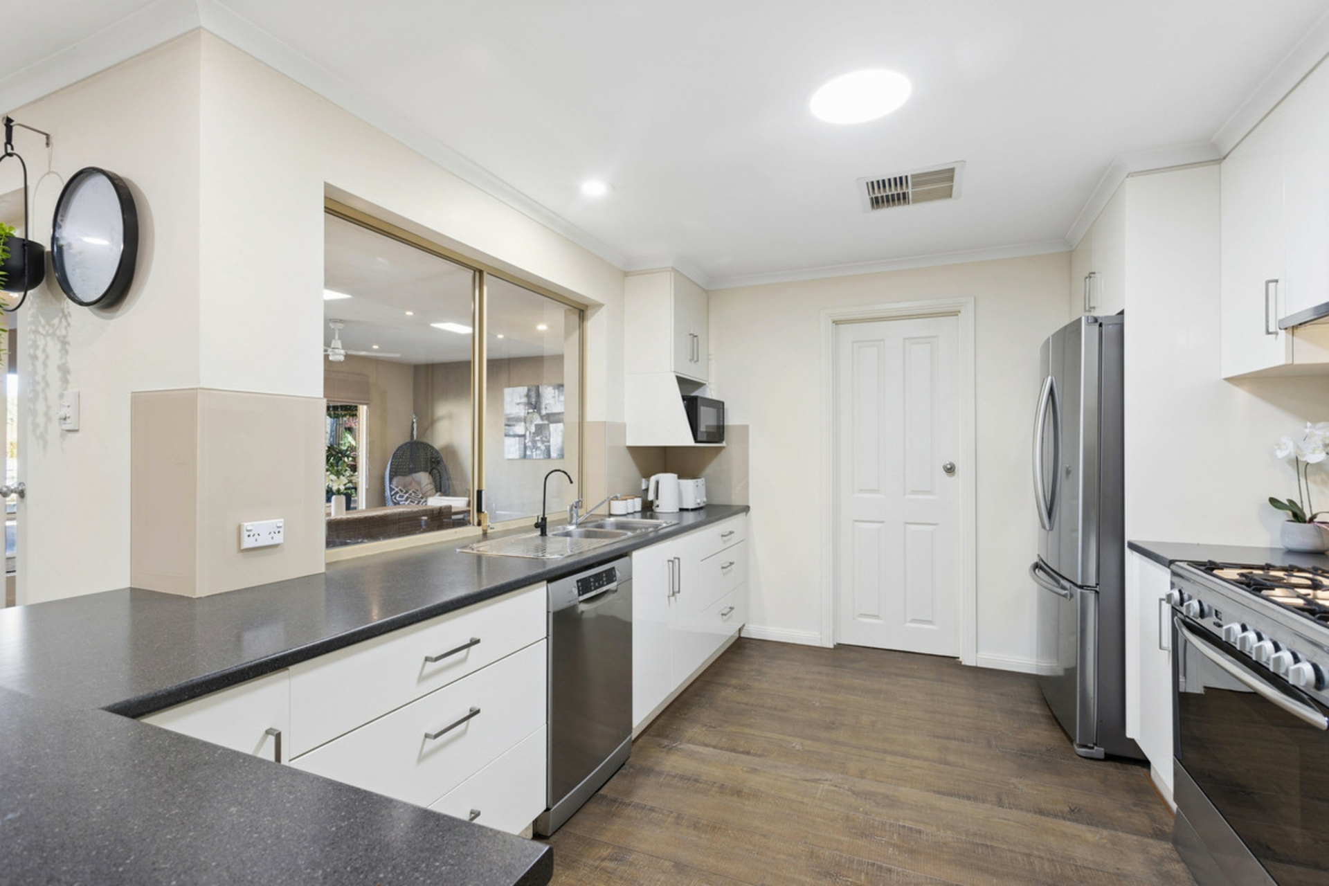 13 Greenridge Court — photo 7 of 21
