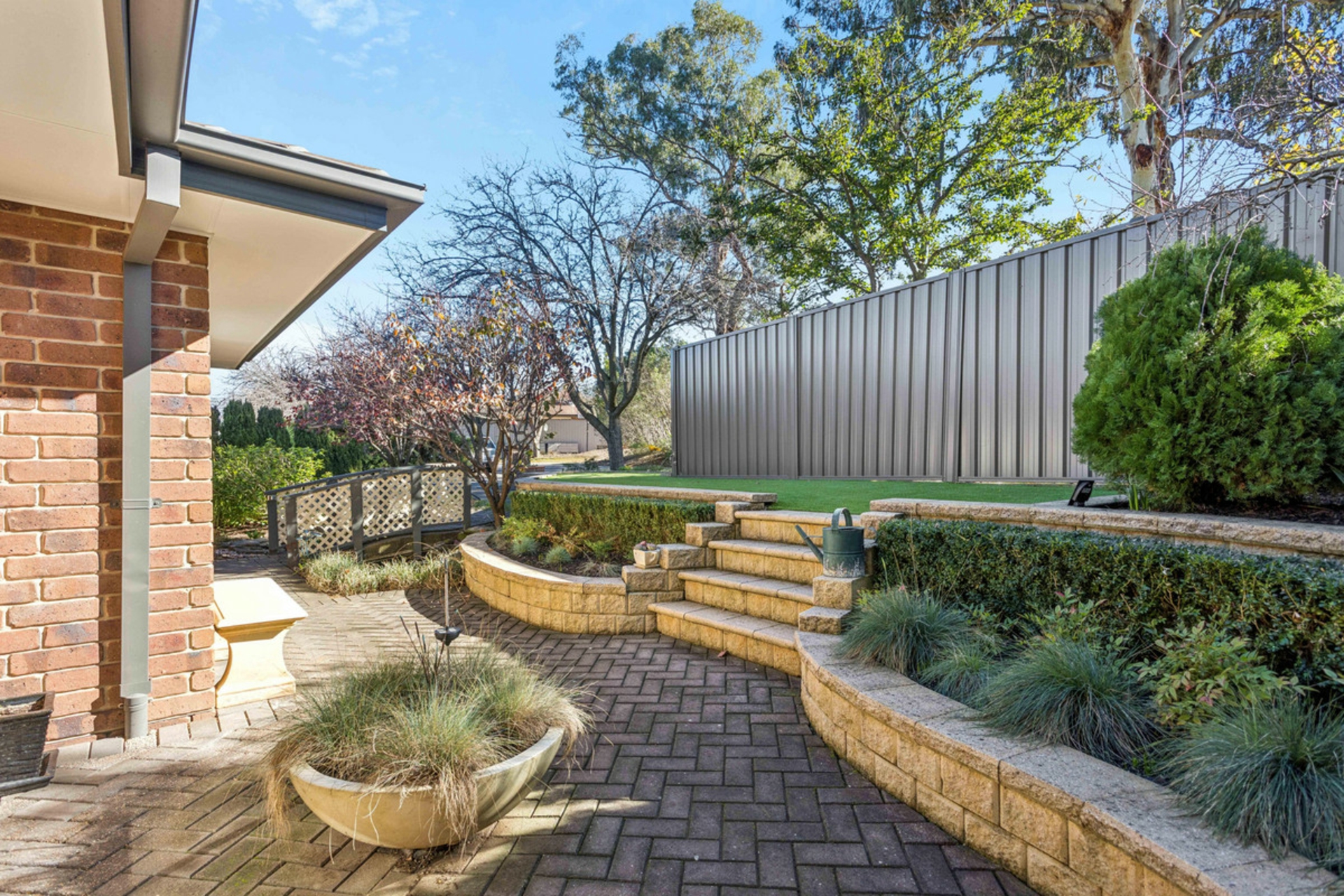 6 Pagoda Court — photo 3 of 24