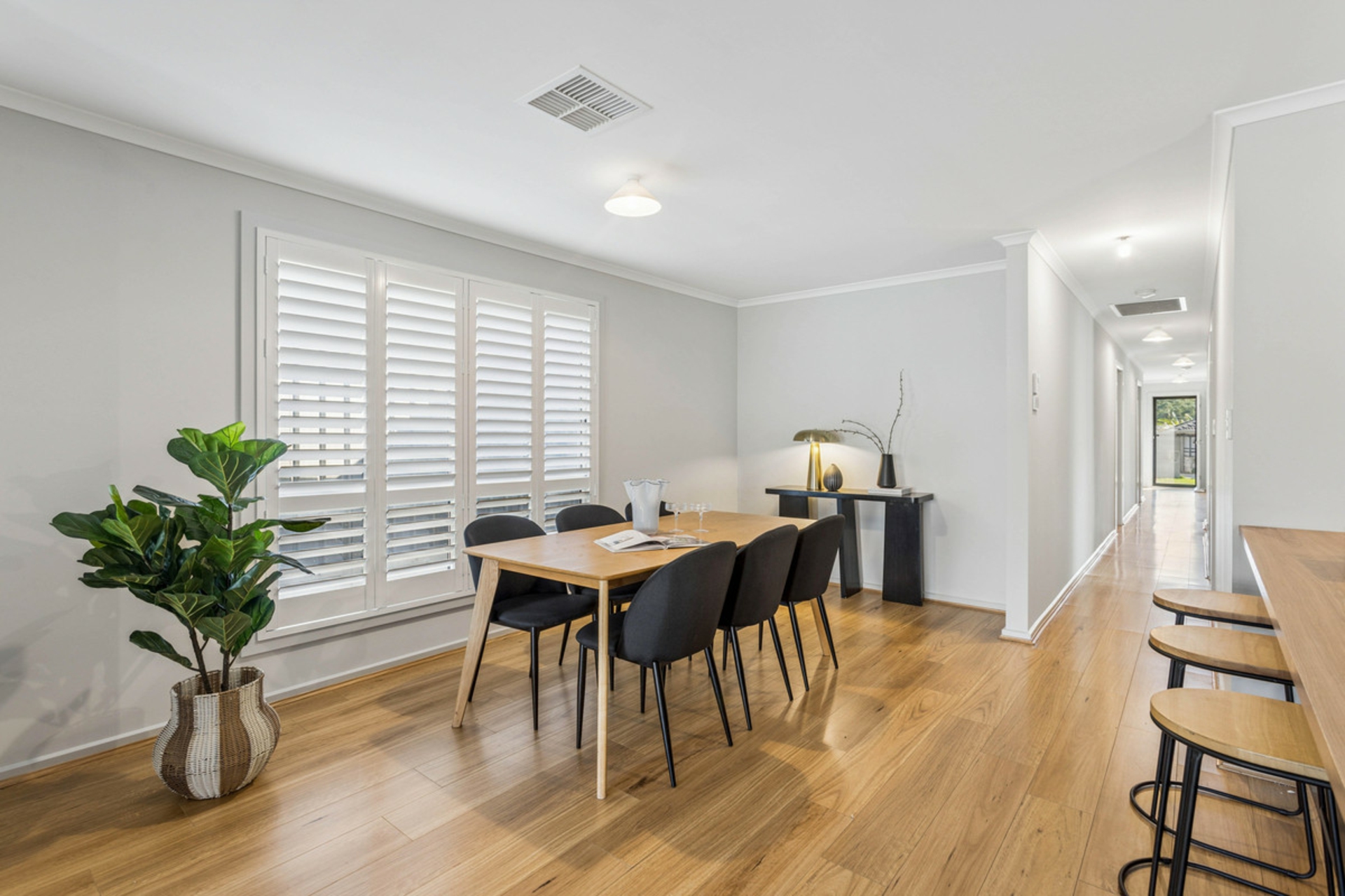 24A Lorna Road — photo 6 of 14