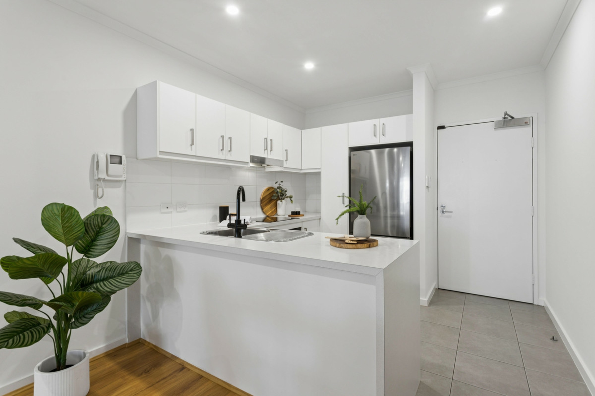 103/102 Elder Drive — photo 8 of 14
