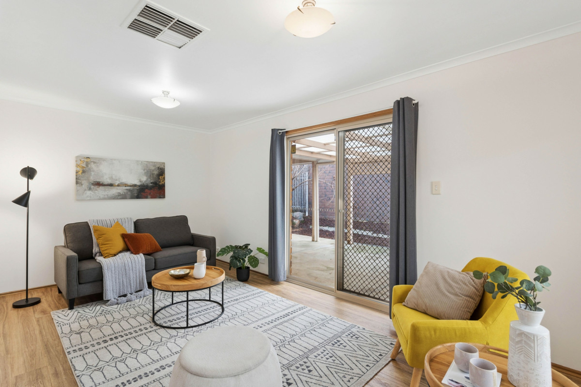 7 Roycroft Place — photo 14 of 20