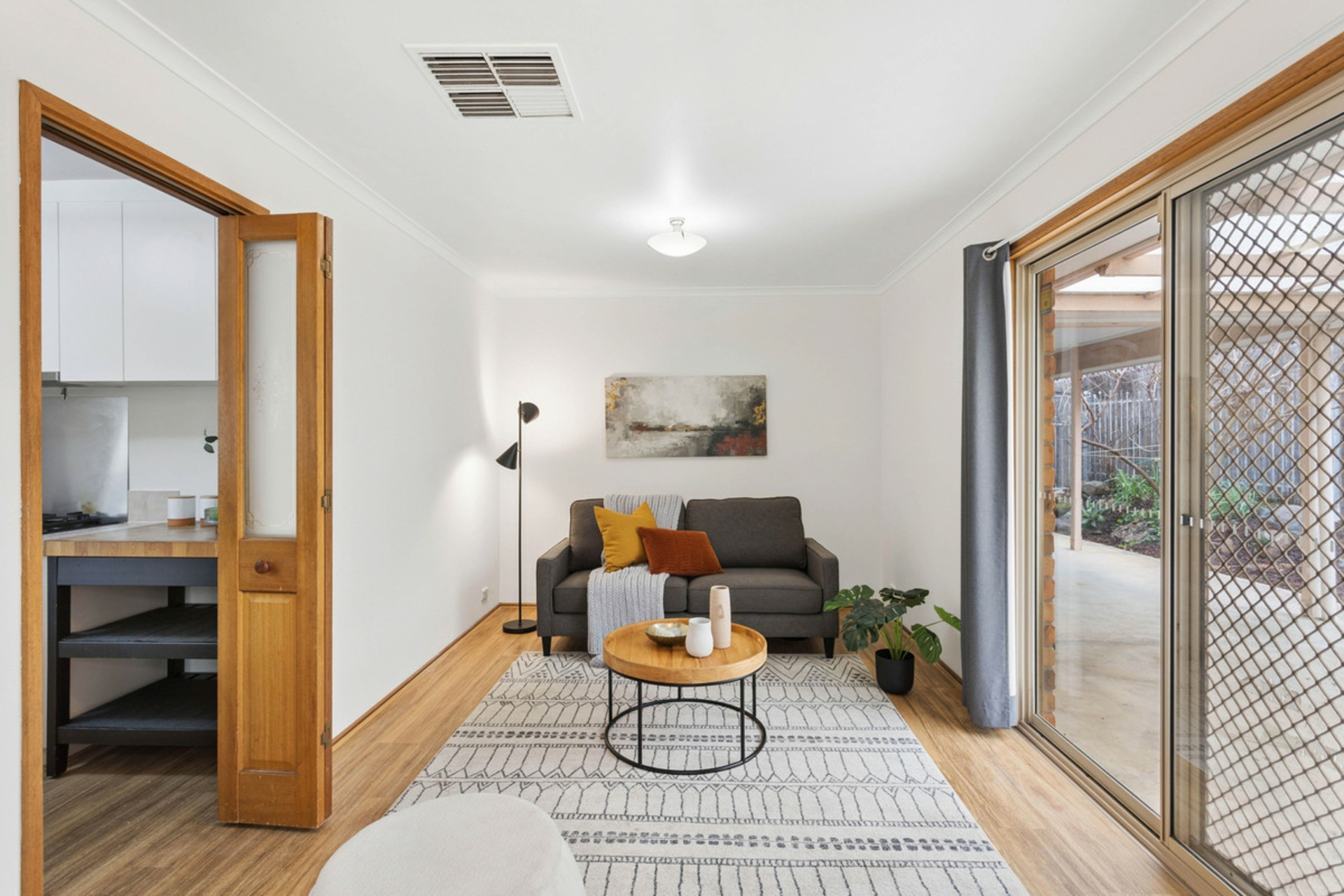 7 Roycroft Place — photo 15 of 20