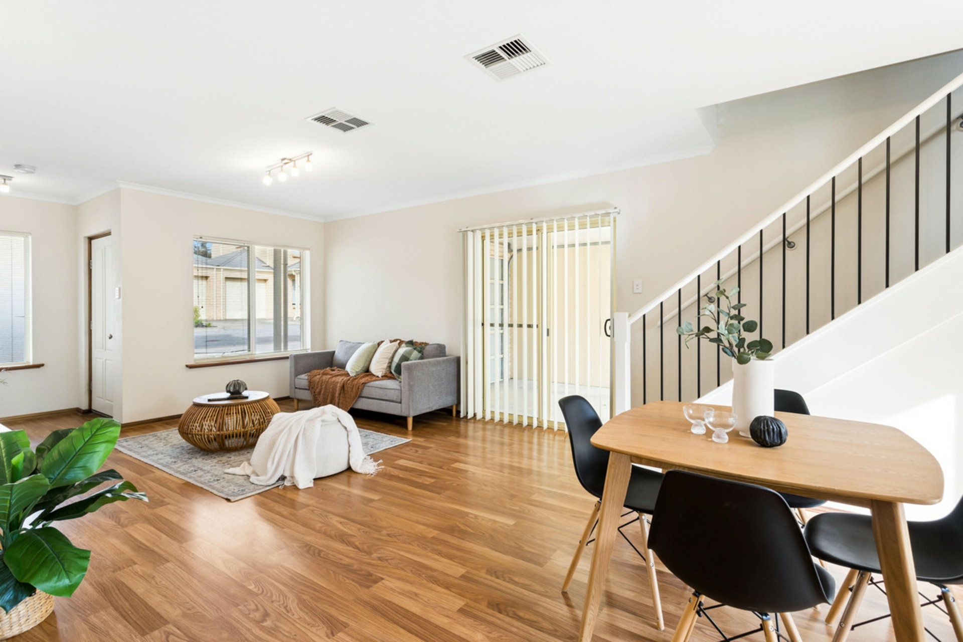 3/22 Headingley Street — photo 4 of 19