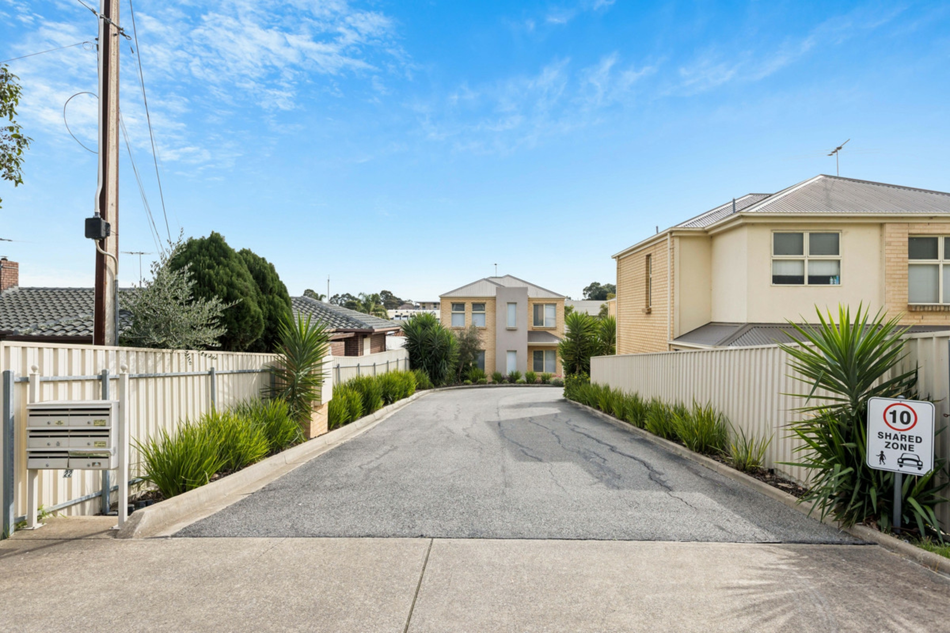 3/22 Headingley Street — photo 18 of 19