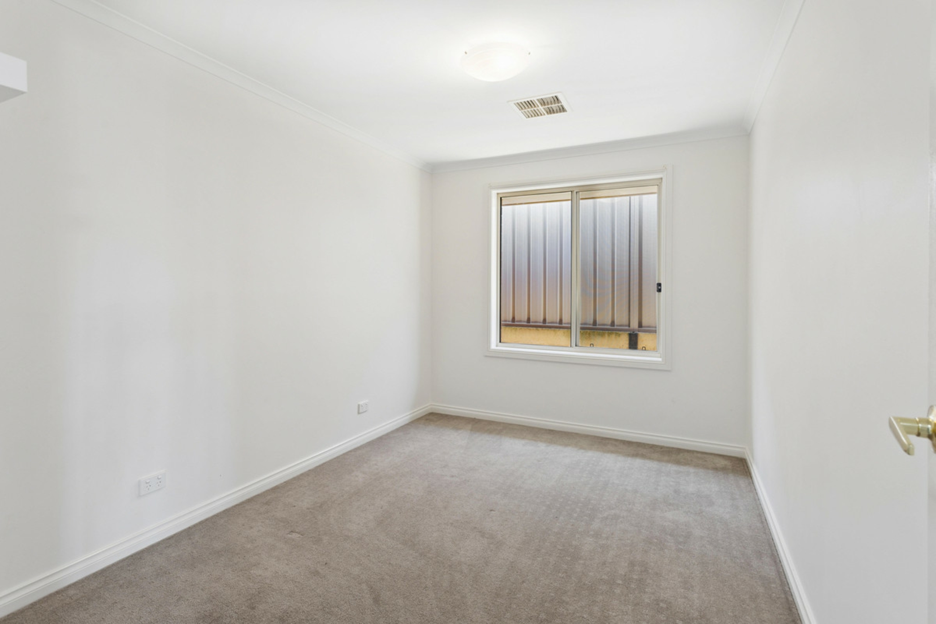 38 Thompson Circuit — photo 15 of 25