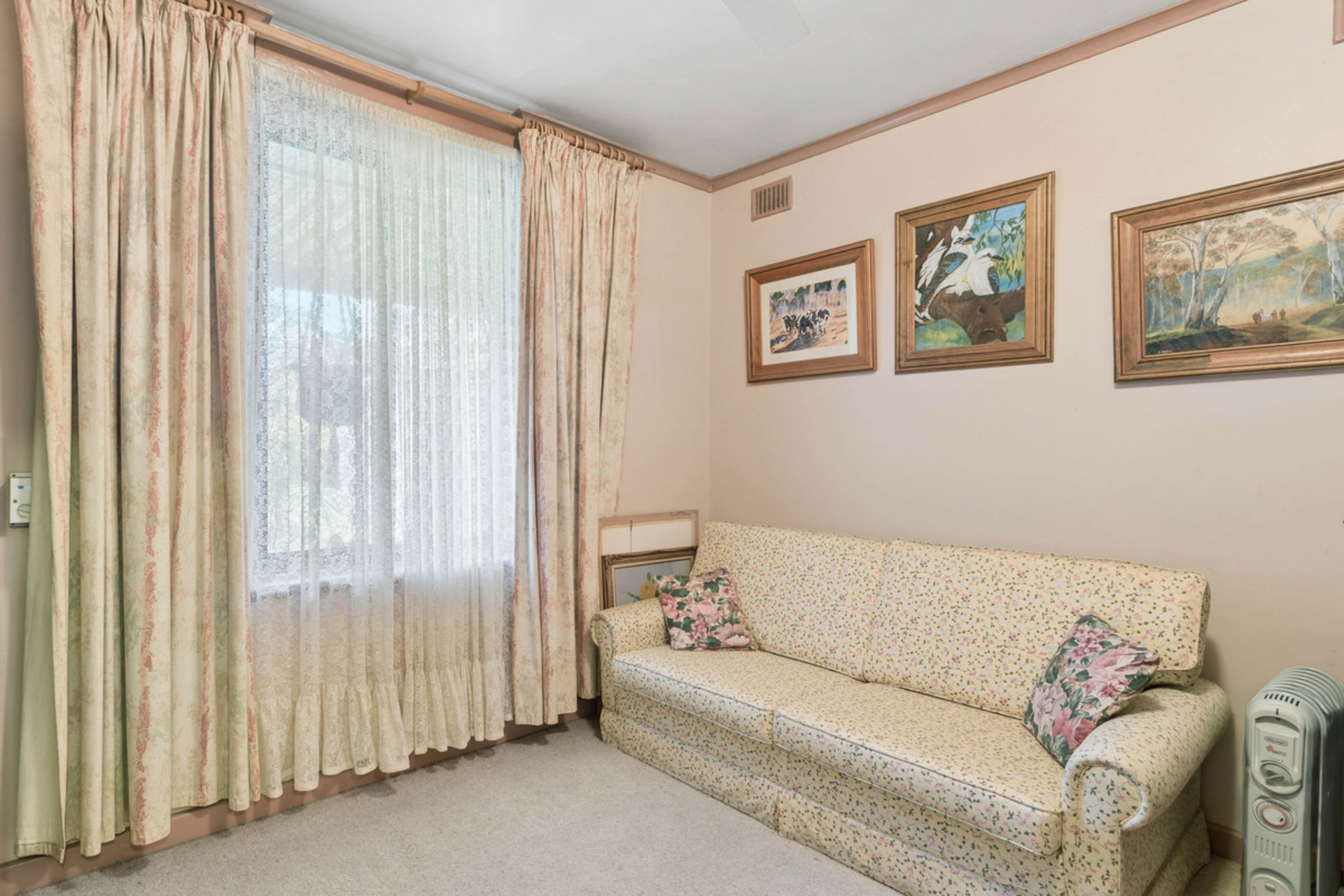 7 Glen Crescent — photo 7 of 14