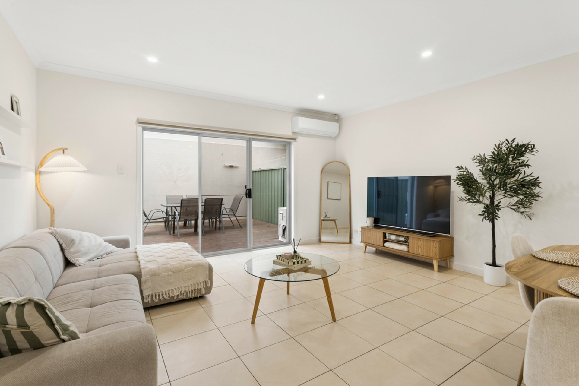 4/135 Sanctuary Drive — photo 5 of 17