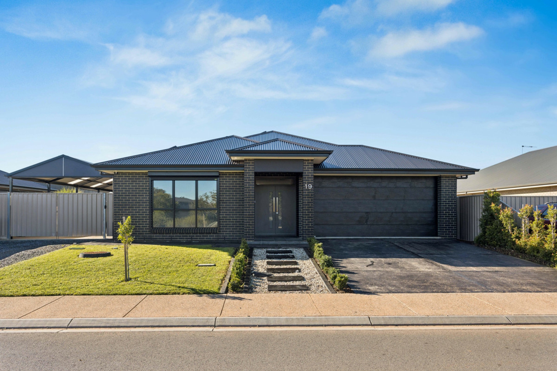 19 Longview Road — photo from LJ Hooker Property Specialists