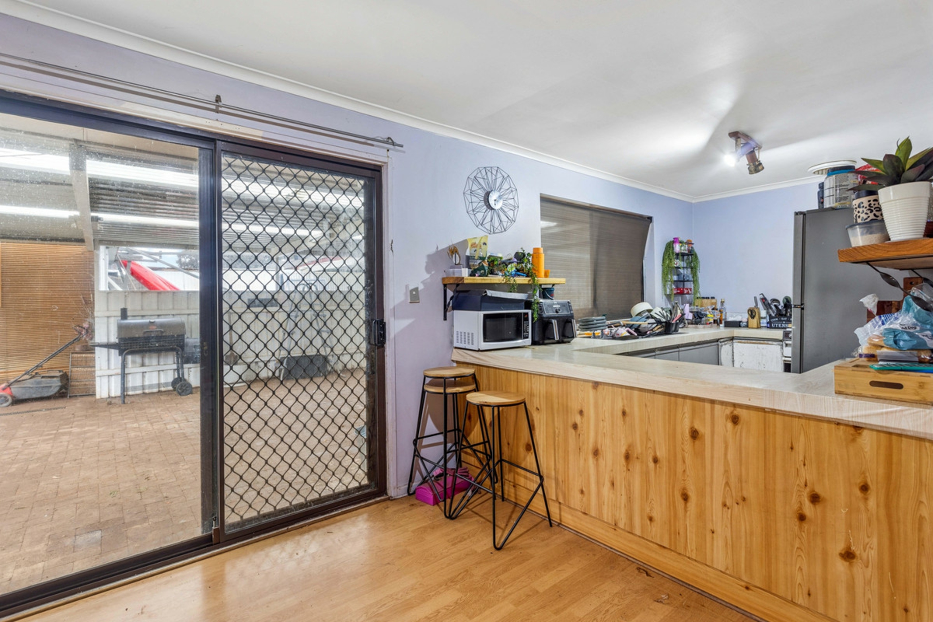 11 Norsworthy Avenue — photo 7 of 10