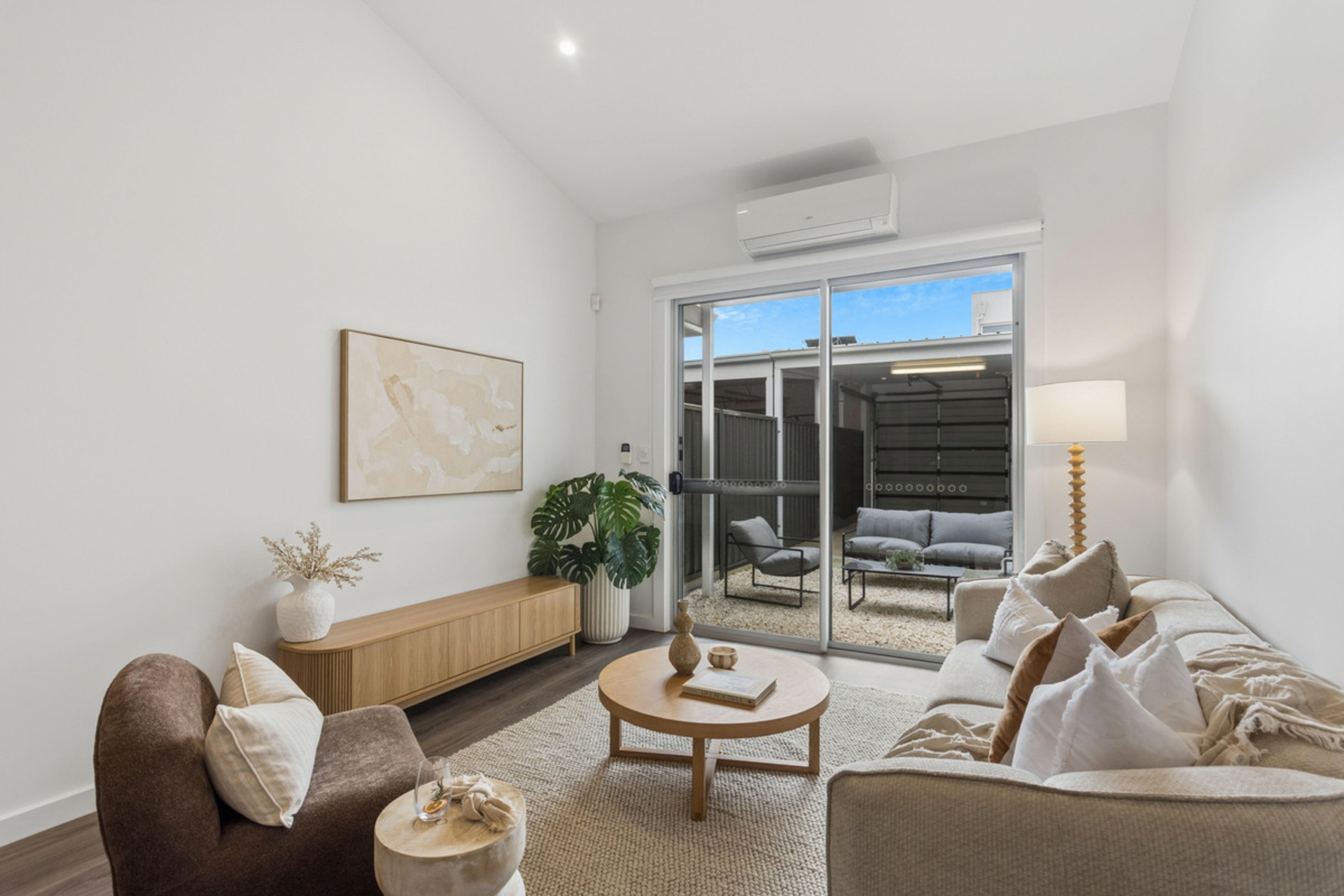 4 Chard Street — photo 5 of 15