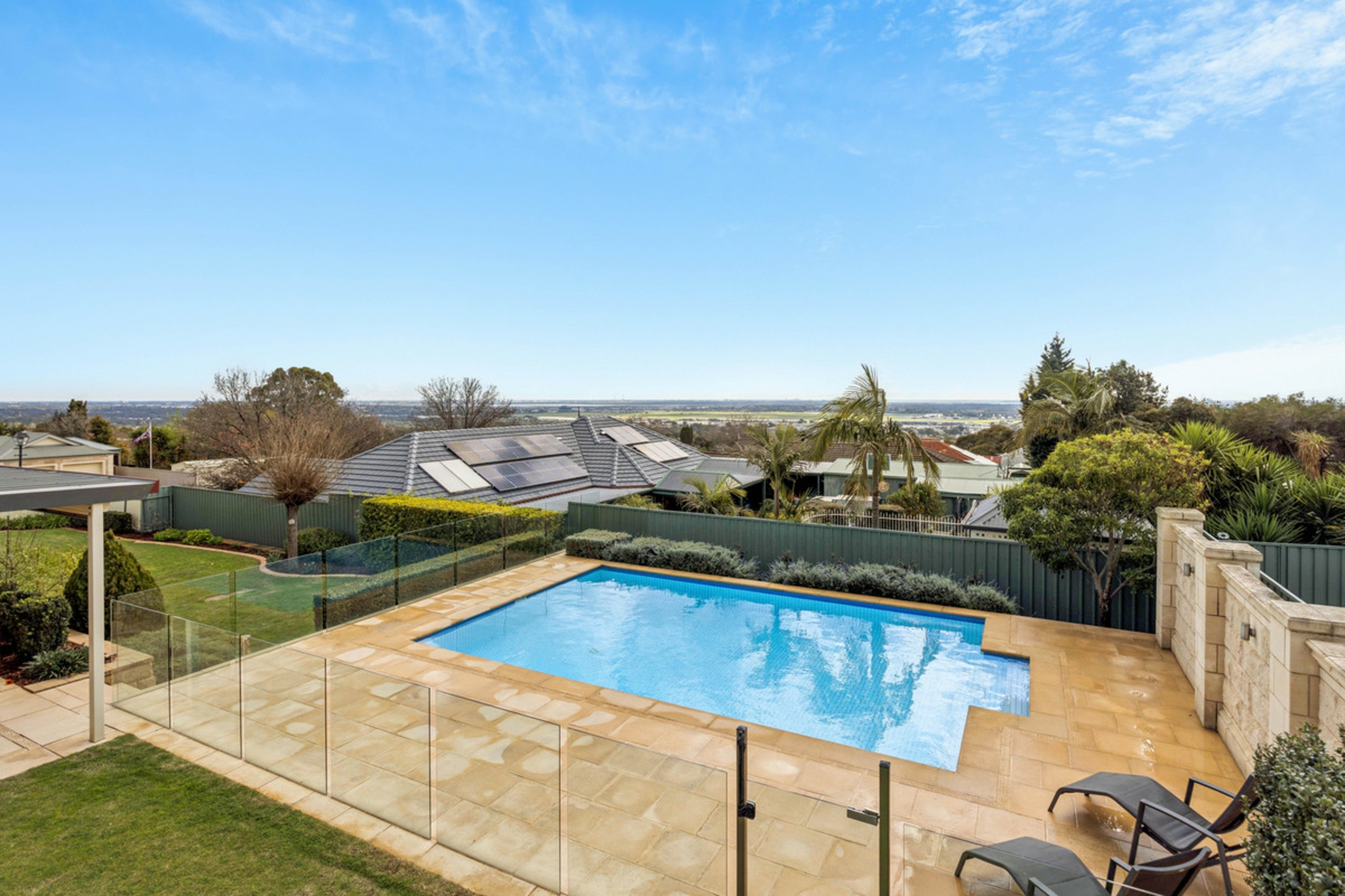 12 Lipson Reach Road — photo 21 of 25