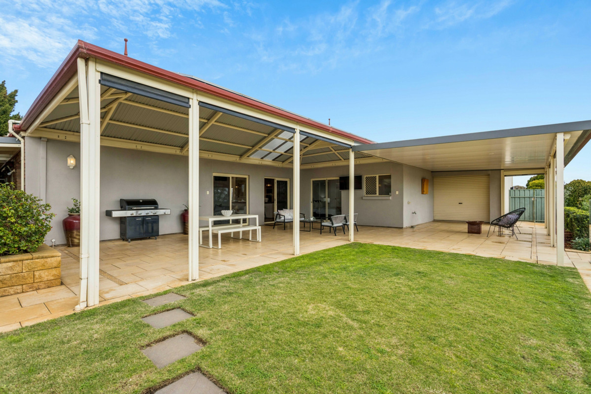 12 Lipson Reach Road — photo 23 of 25