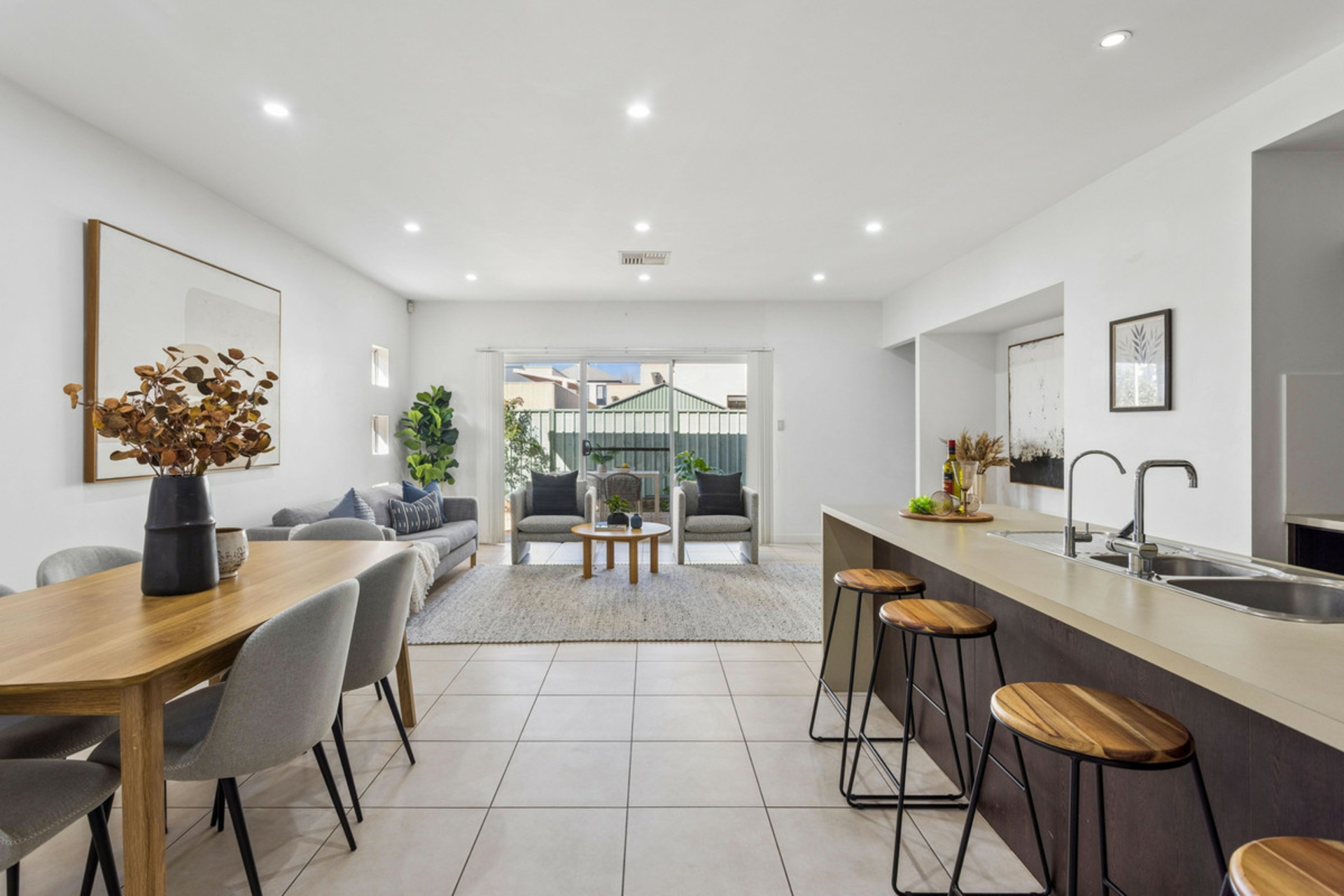 3 Logan Street — photo 2 of 13