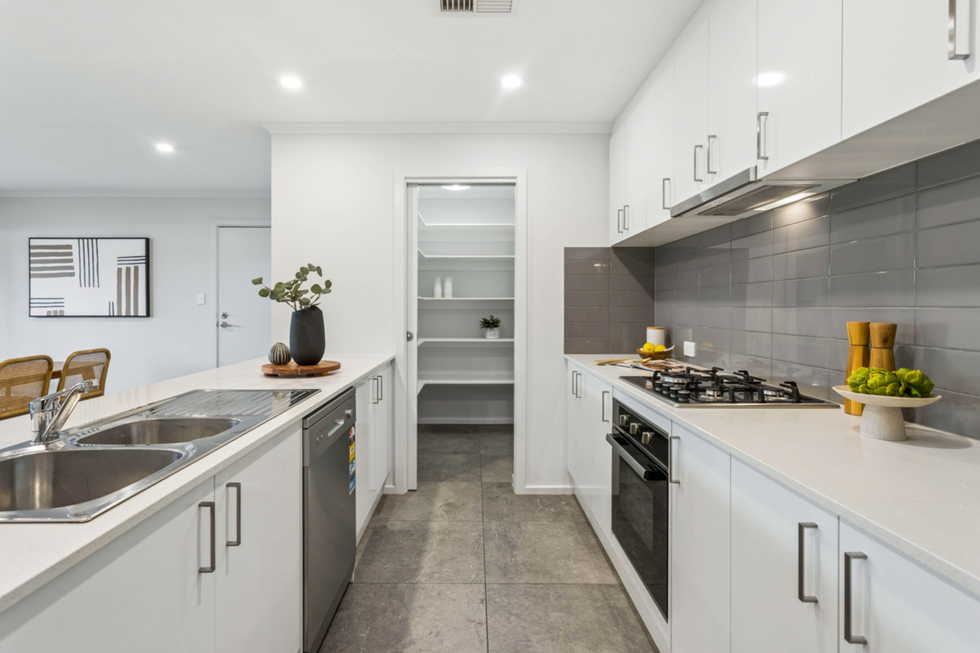 1B Spenfeld Court — photo 3 of 17