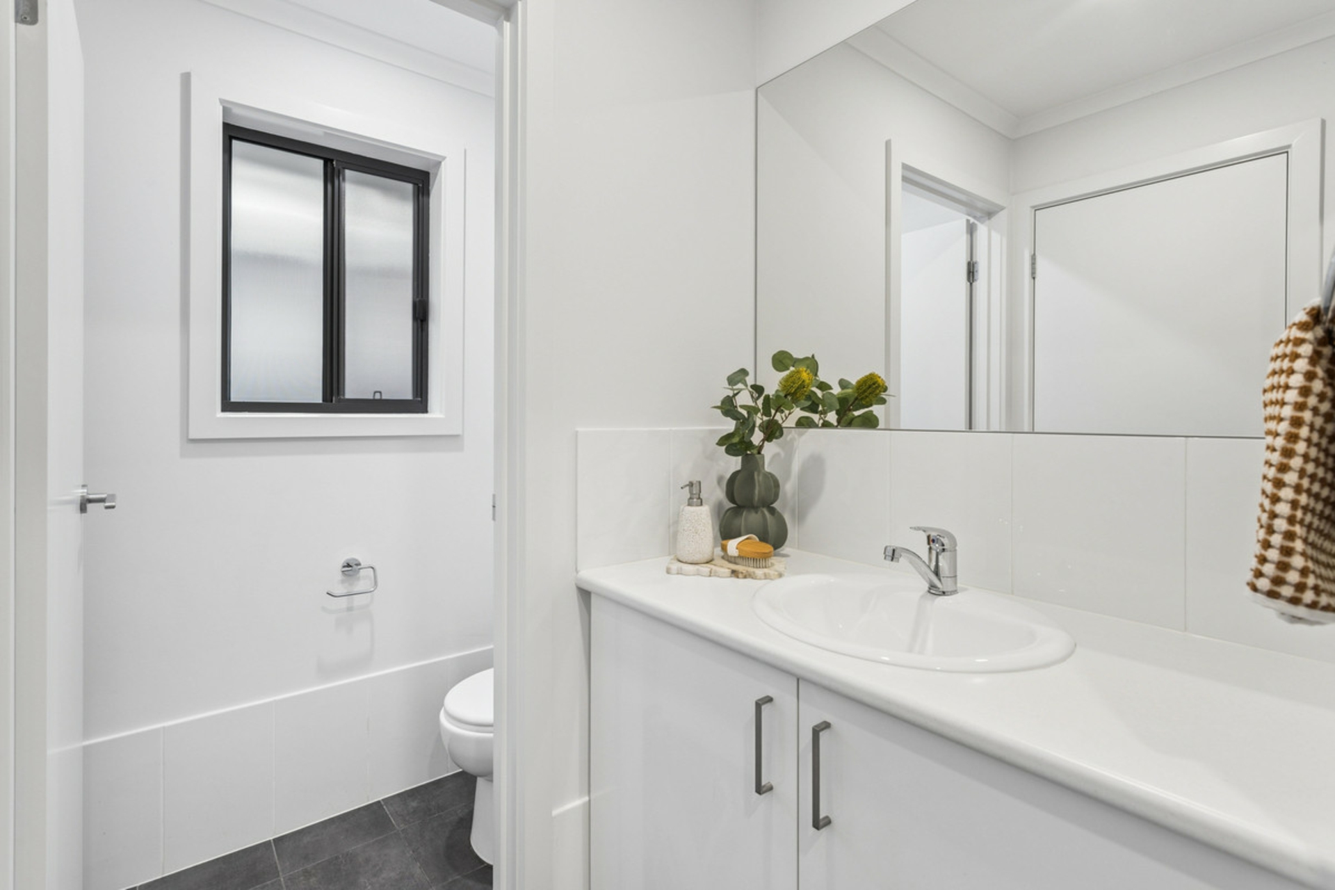 1B Spenfeld Court — photo 13 of 17