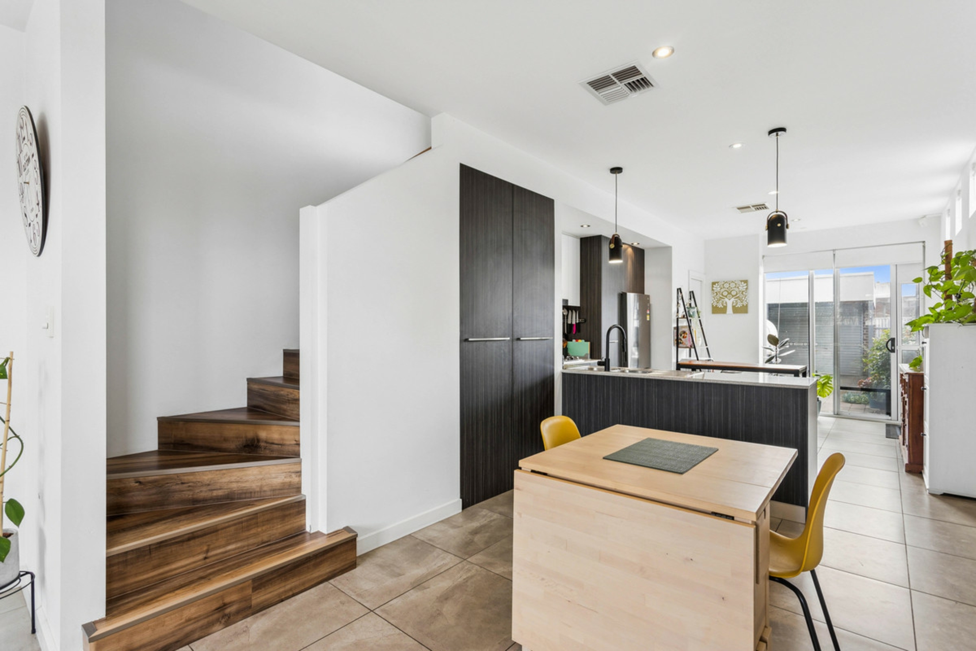 15 Spurs Avenue — photo 10 of 25