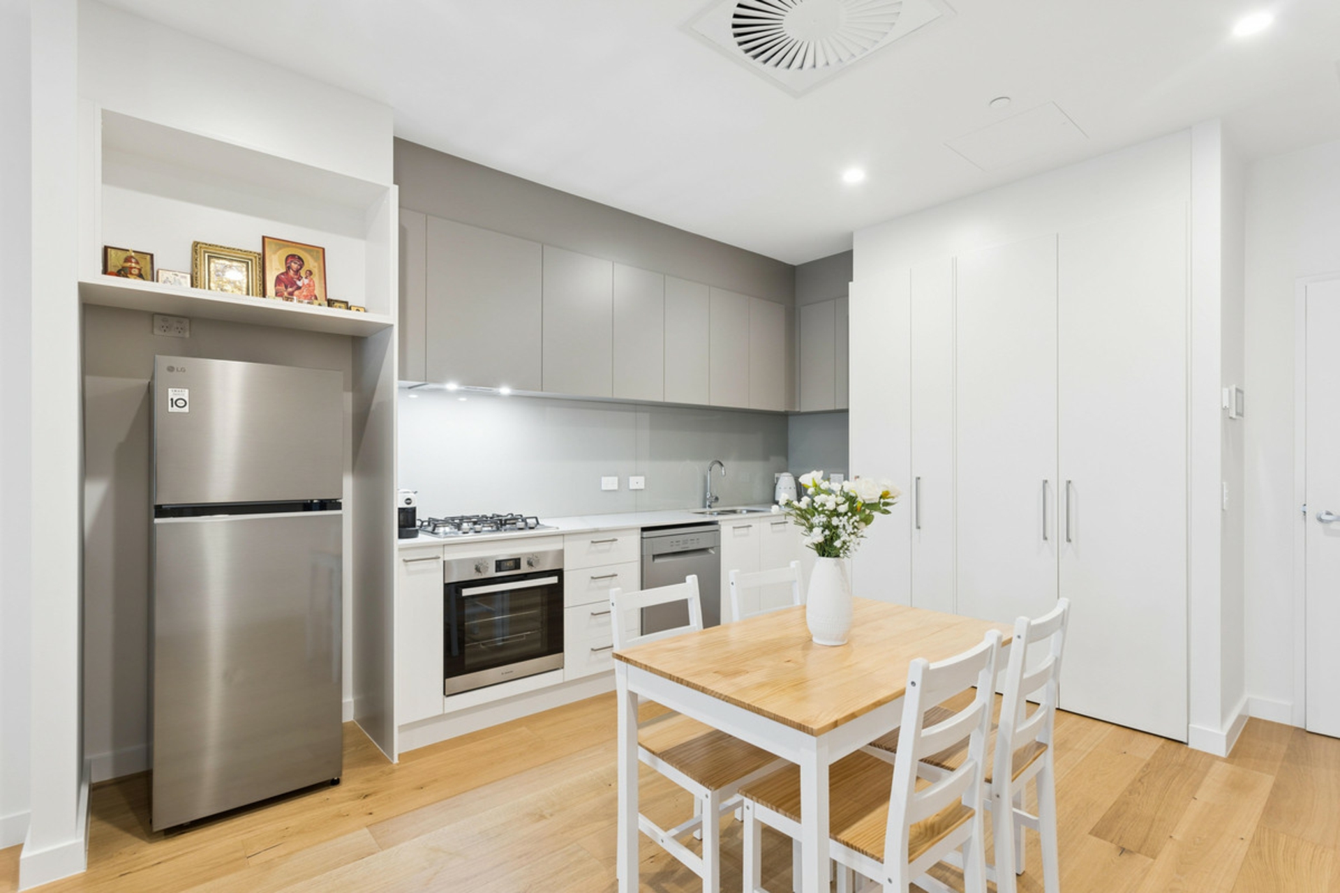 107/21 Balfort Street — photo 5 of 21