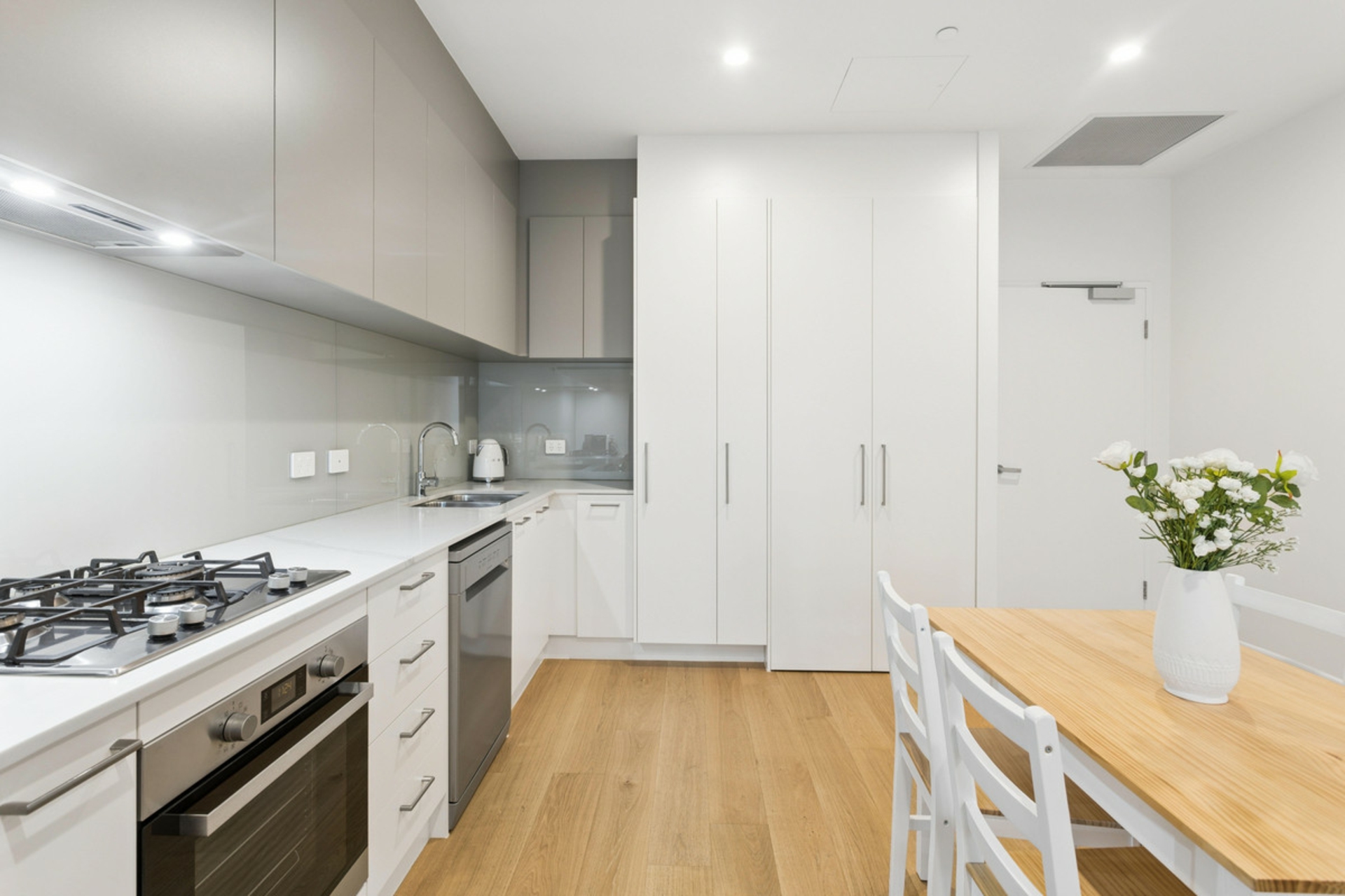 107/21 Balfort Street — photo 6 of 21