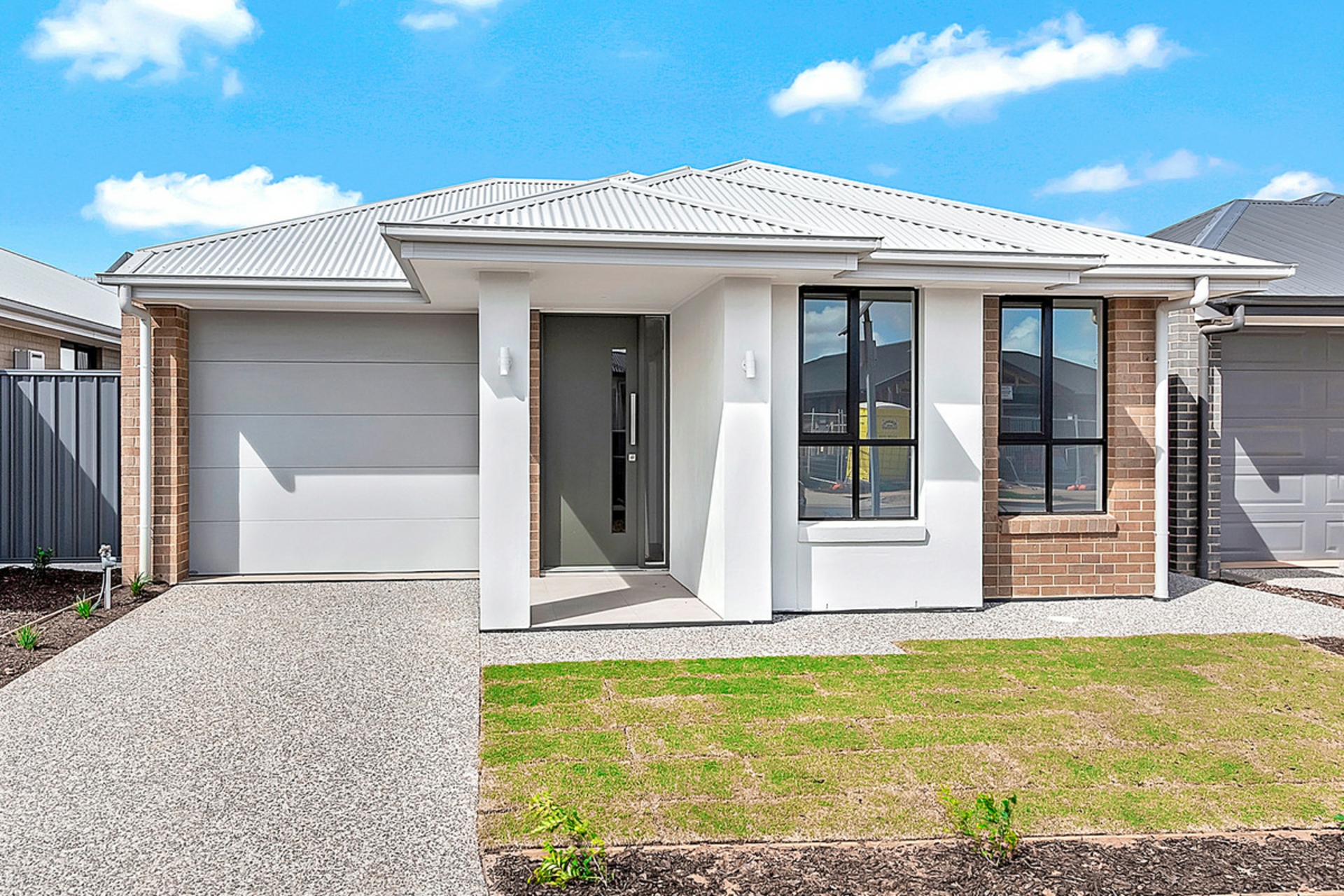 5 Peony Road — photo from LJ Hooker Property Specialists