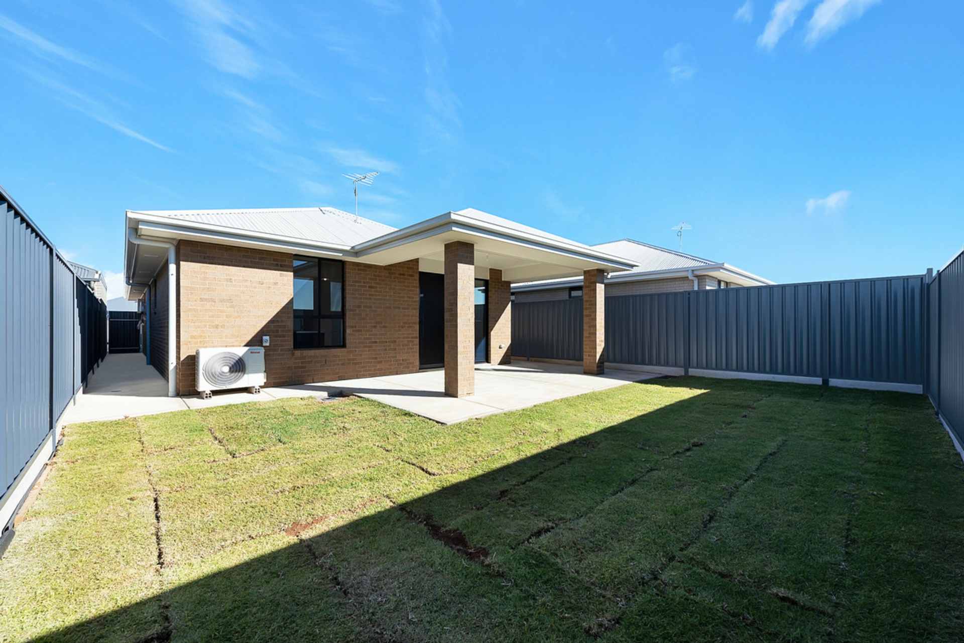 5 Peony Road — photo 12 of 12