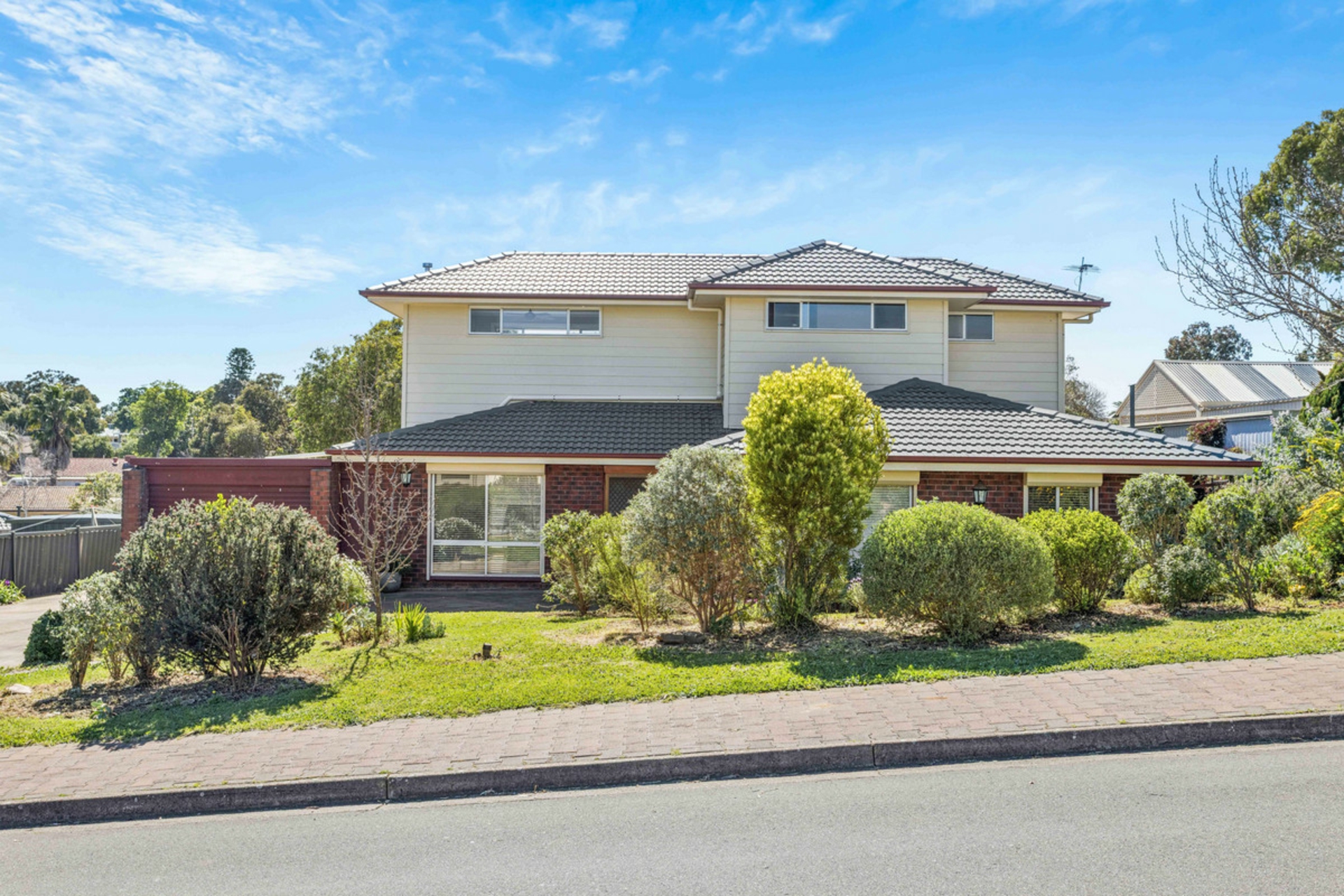 4 Casuarina Avenue — photo from LJ Hooker Property Specialists