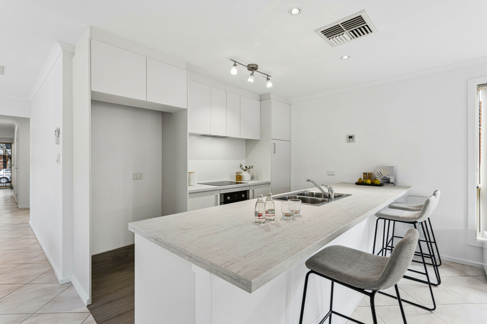 12 Donald Avenue — photo 8 of 14