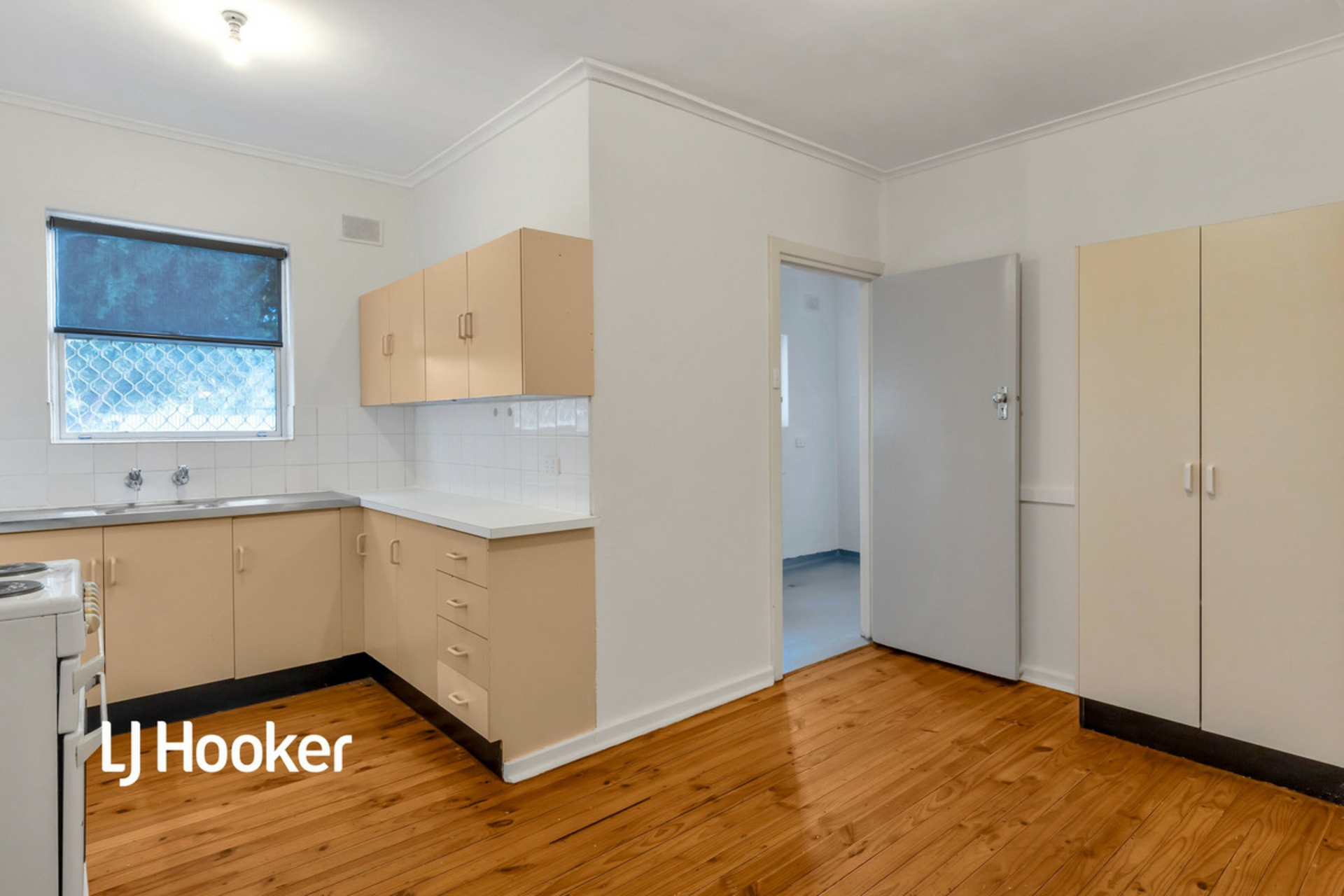 17 - 19 Forrestall Road — photo 11 of 18