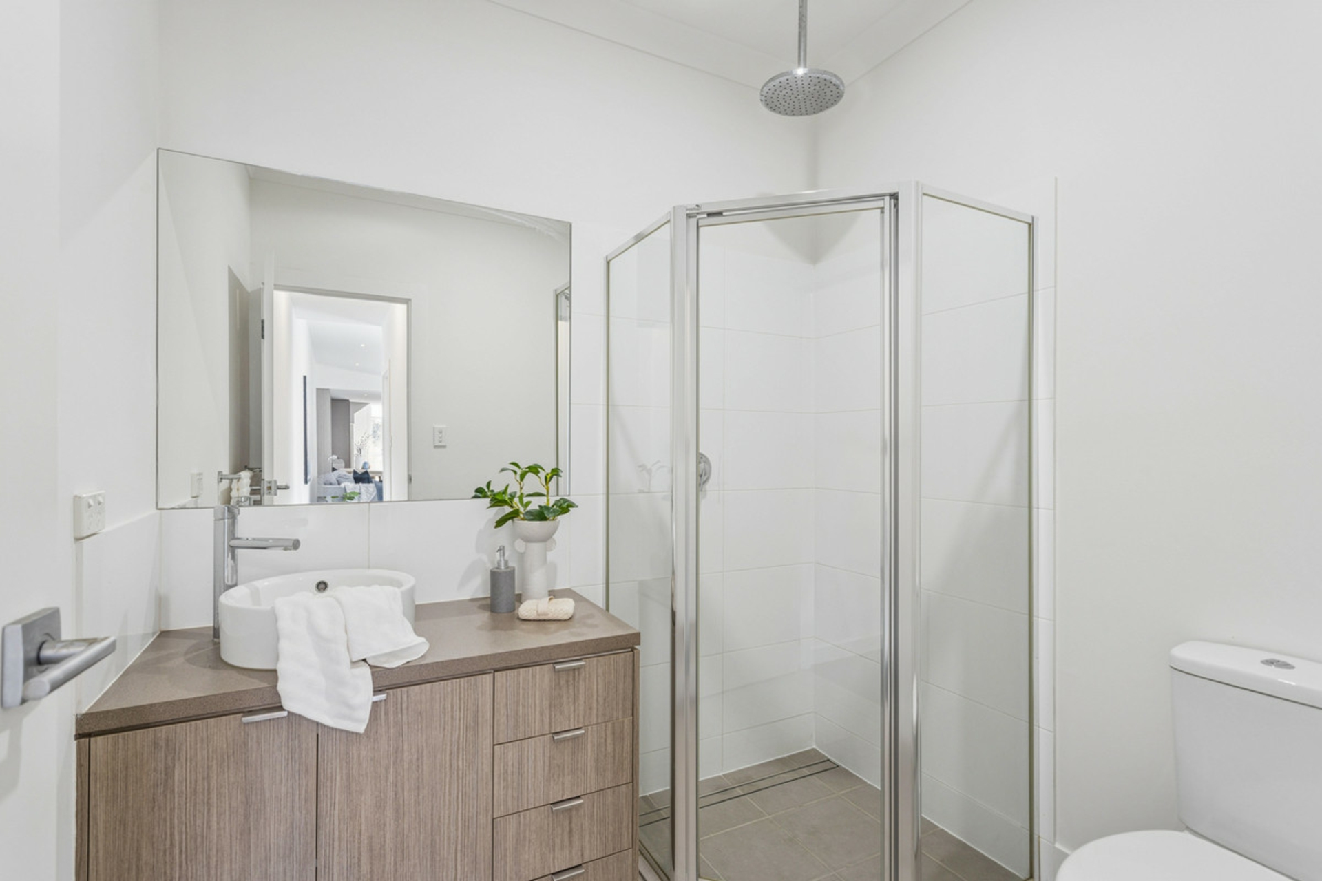 137 Folland Avenue — photo 14 of 16