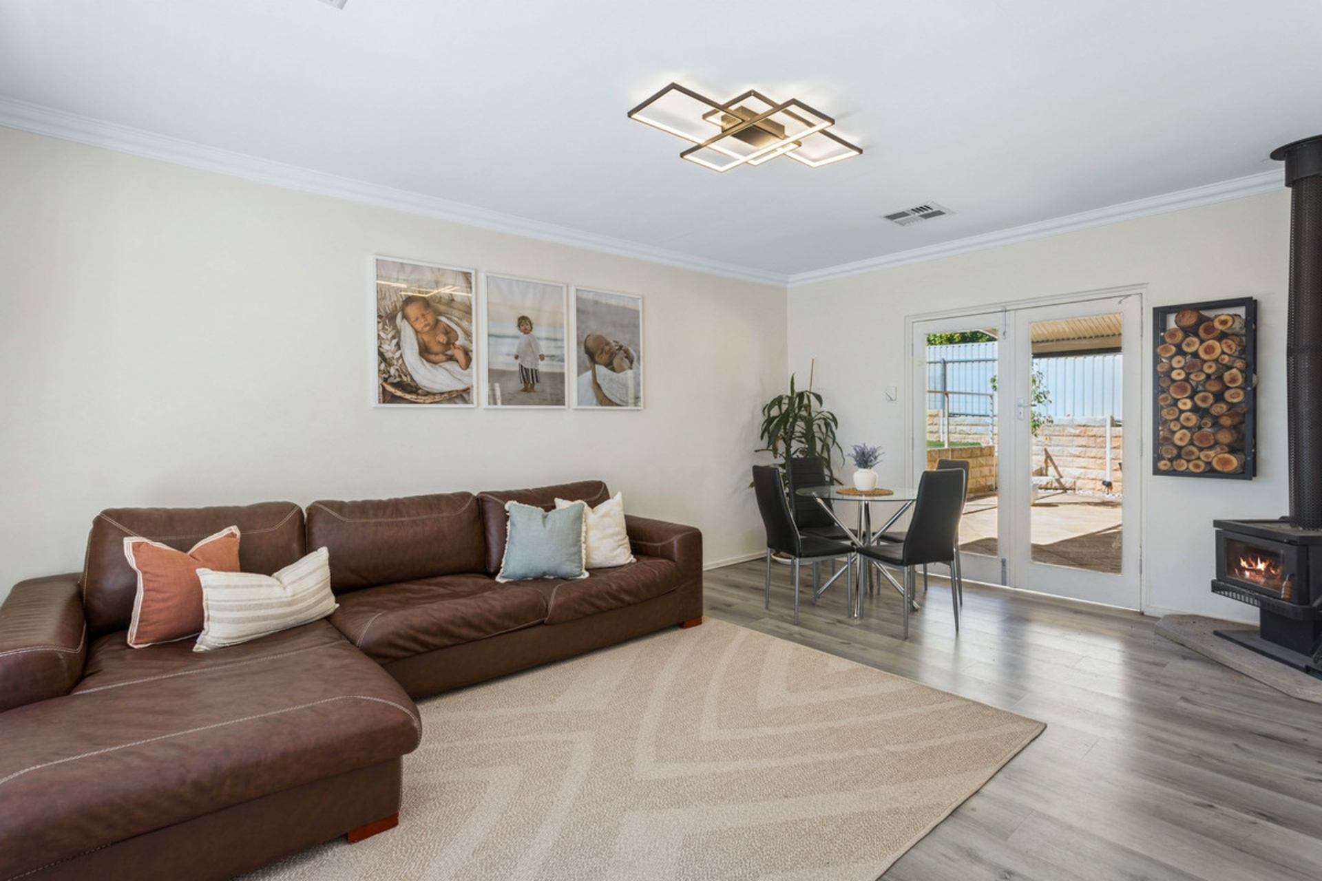 45 Campbell Drive — photo 2 of 22