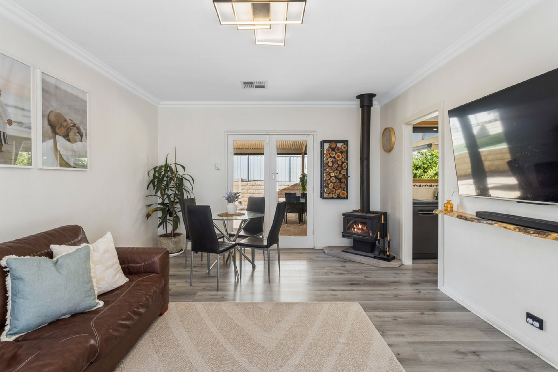 45 Campbell Drive — photo 3 of 22